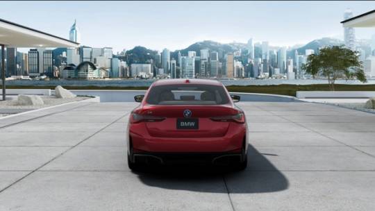 2025 BMW i4
