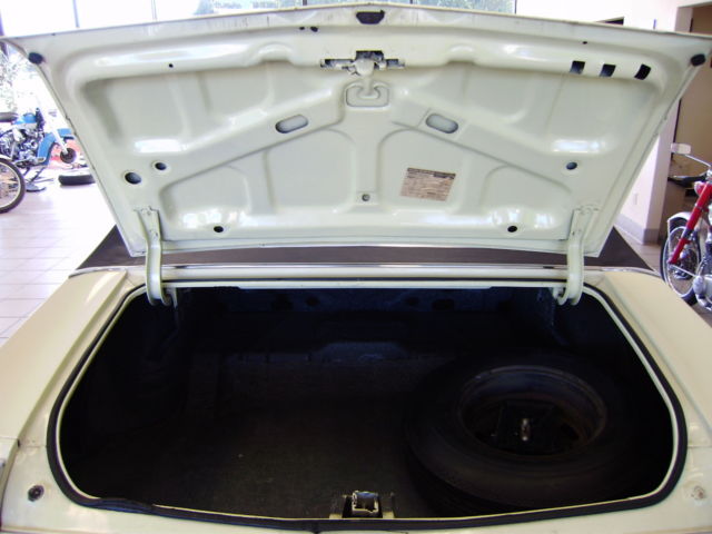 1969 chevelle malibu l89 copo clone 4 speed bench seat. original paint
