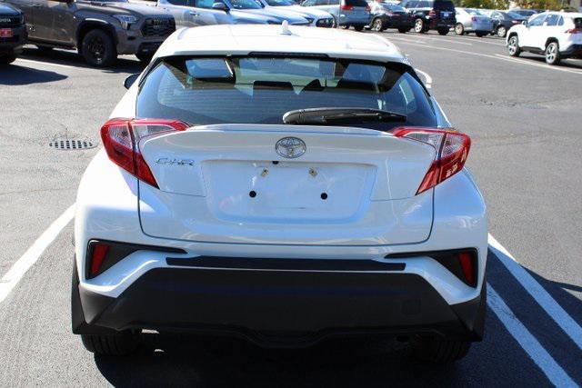 2021 toyota c-hr xle