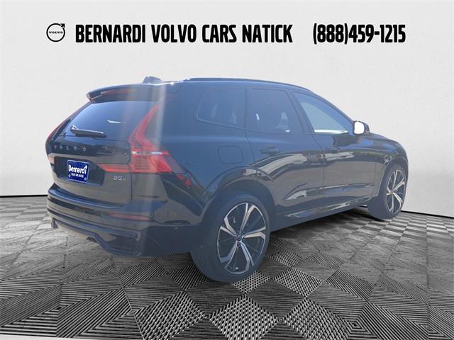 2023 volvo xc60 b5 ultimate dark theme