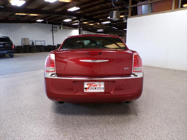 2014 chrysler 300 s