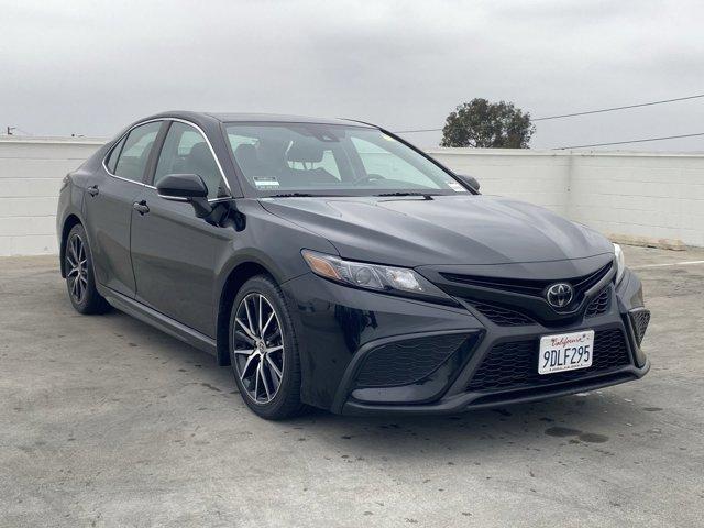 2023 toyota camry se