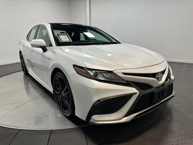 2021 toyota camry xse