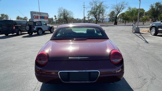 2004 Ford Thunderbird