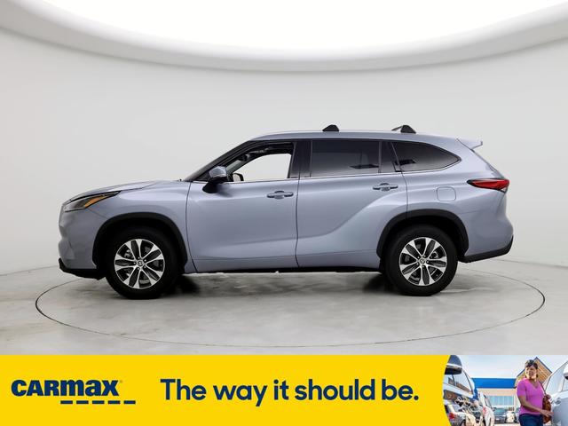 2021 toyota highlander xle