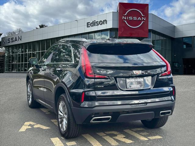 2024 cadillac xt4 premium luxury