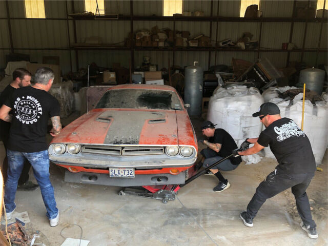 1971 dodge challenger, 340ci - auto, 39k miles, orange, texas car, gmg