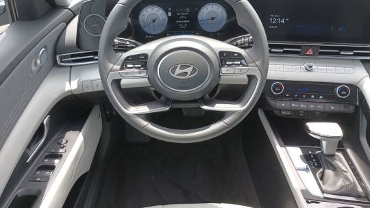 2024 Hyundai Elantra