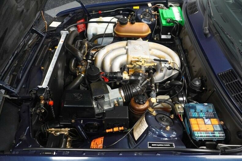 inline manual classic vintage collector beemer german blue tan droptop