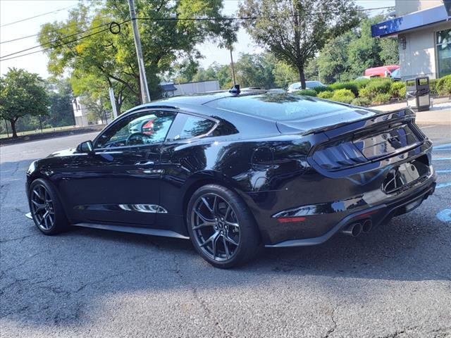 2022 ford mustang gt