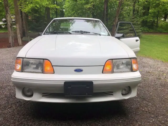 93,000 original miles, excellent black interior