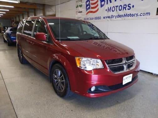 2016 dodge grand caravan sxt in beloit, wisconsin