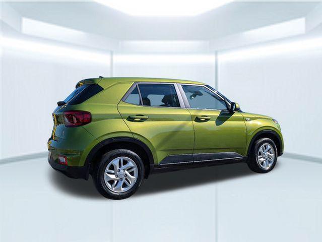 2021 hyundai venue se