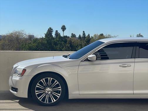 2014 chrysler 300