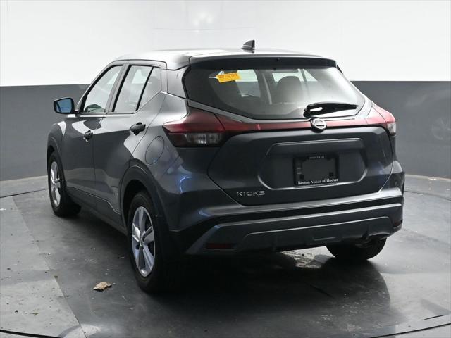 2021 nissan kicks s