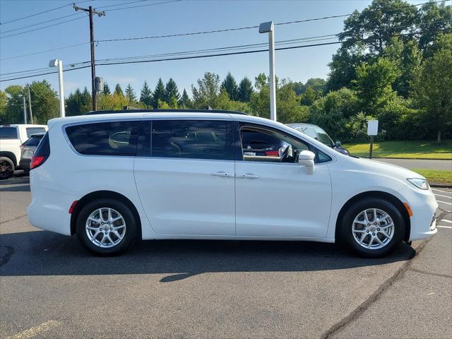 2022 chrysler pacifica touring l