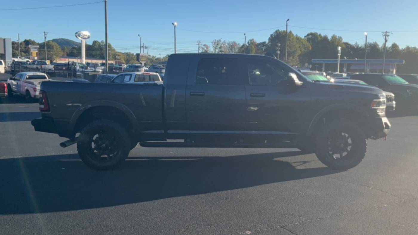 2022 ram 3500 laramie