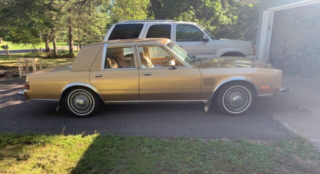 1985 chrysler fifth avenue sedan brown rwd automatic 4 door