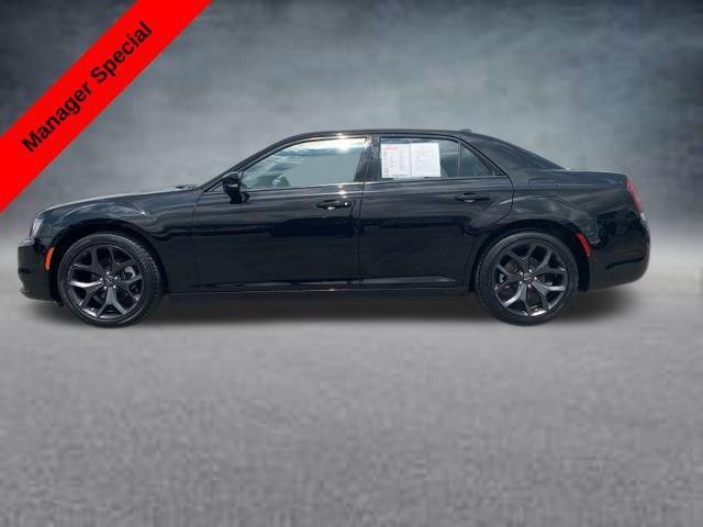 2023 chrysler 300 s