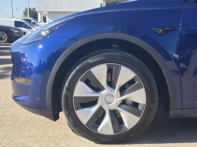 2023 tesla model y long range