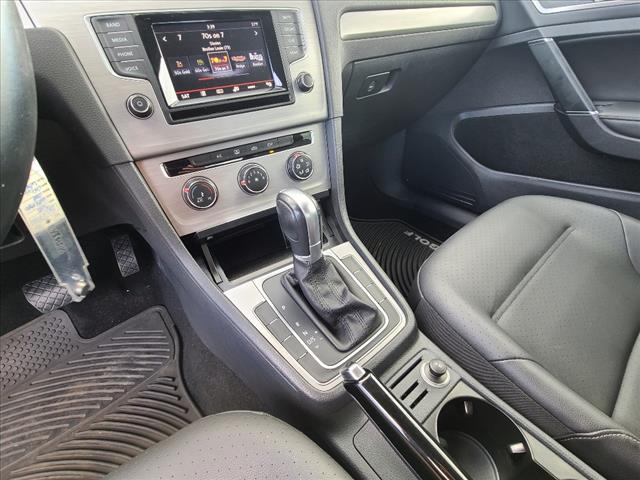 2015 volkswagen golf tsi s 4-door