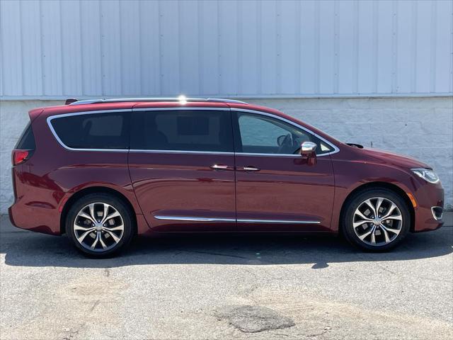 2017 chrysler pacifica limited