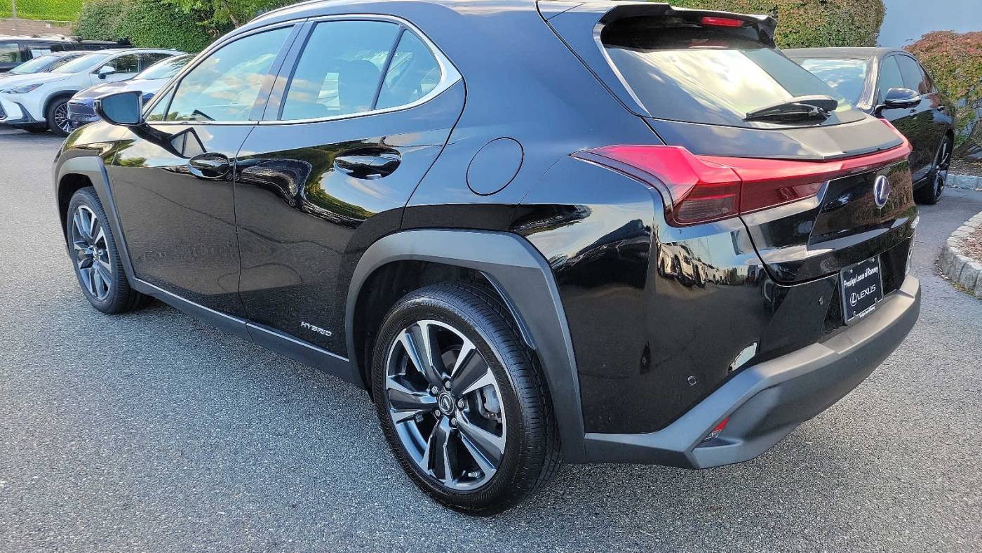 2022 lexus ux 250h base