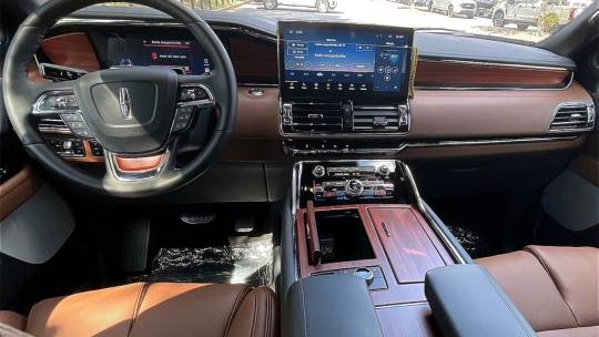 2024 Lincoln Navigator