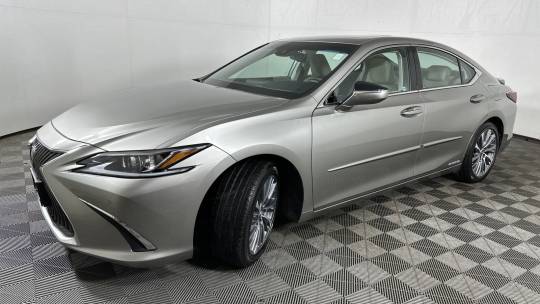 2020 Lexus ES