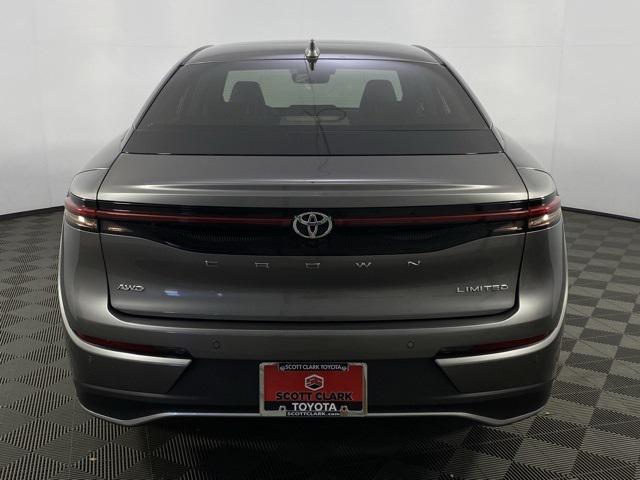 2023 toyota crown limited