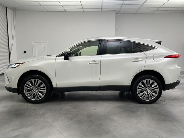2022 toyota venza xle