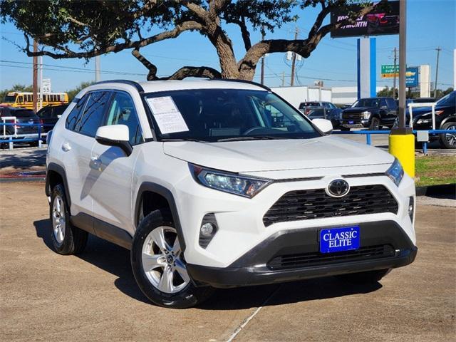 2021 toyota rav4 xle