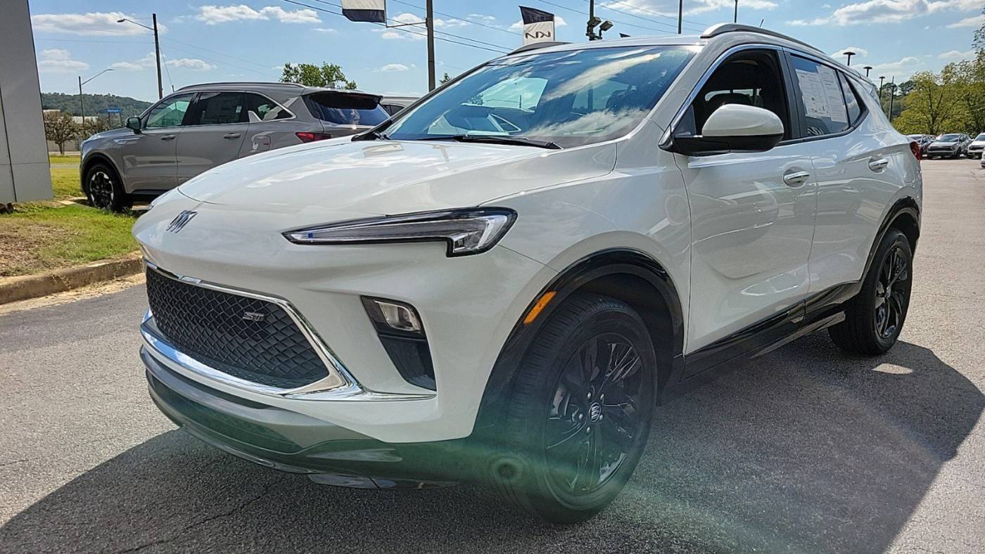 2024 buick encore gx sport touring