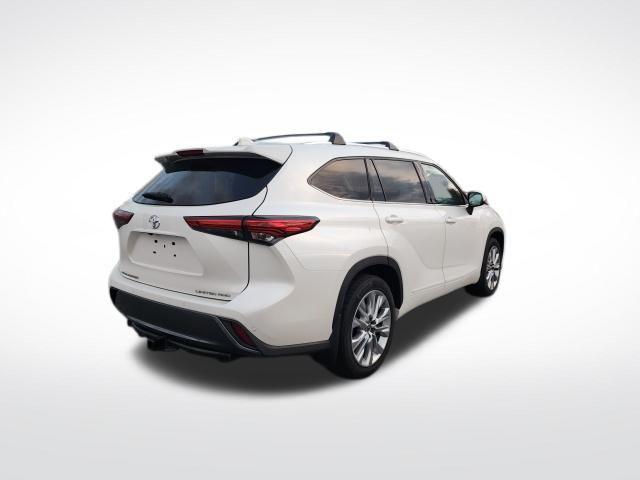 2021 toyota highlander limited
