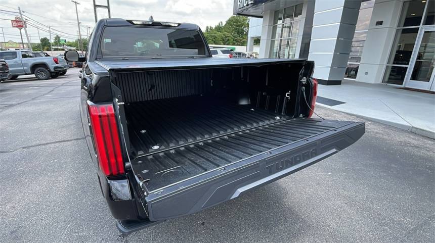 2024 toyota tundra sr5