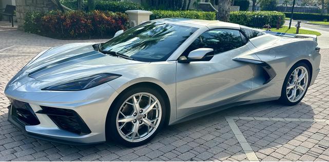 2022 chevrolet corvette stingray w/2lt