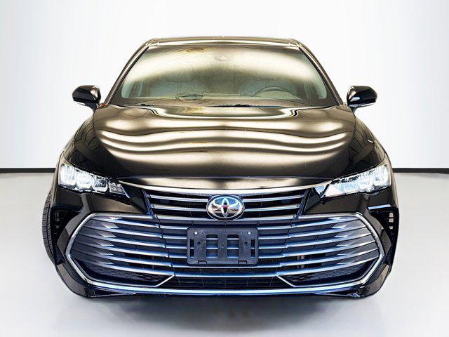 2022 toyota avalon xle