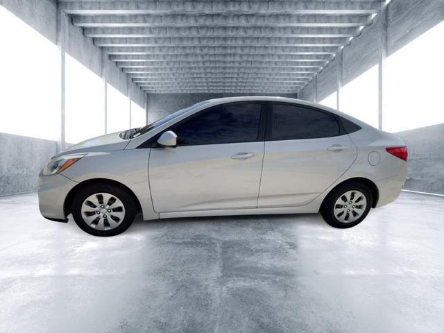 2016 hyundai accent se