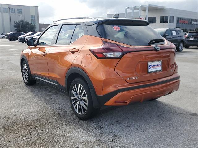 2023 nissan kicks sr
