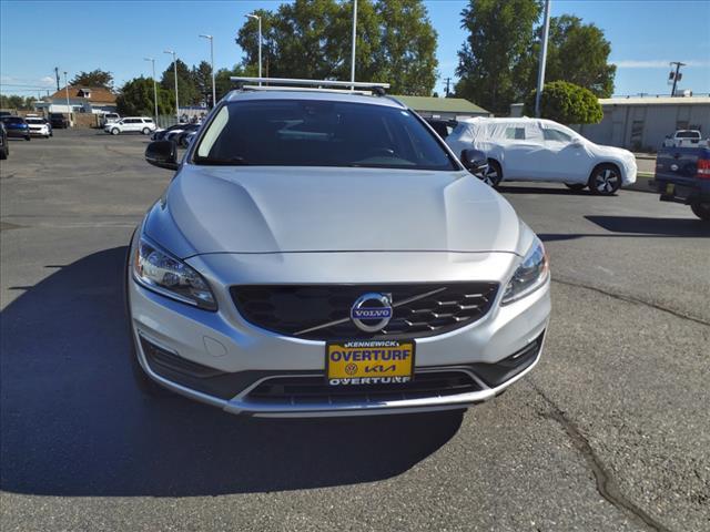 2018 volvo v60 cross country t5