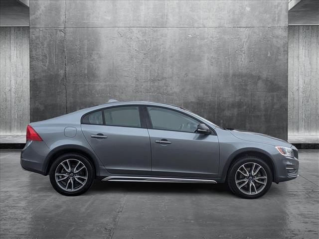 2018 volvo s60 cross country t5