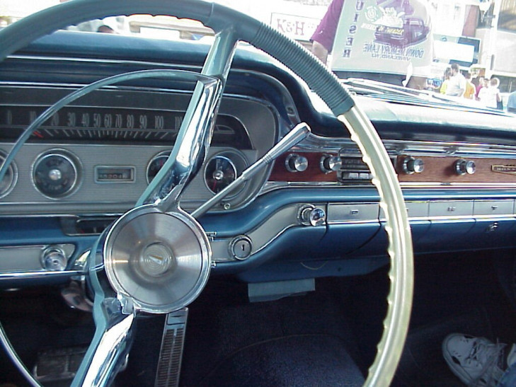 pontiac bonneville