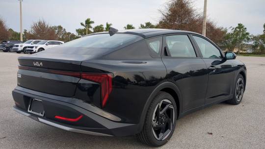 2025 Kia K4