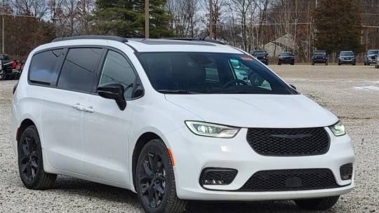 2025 Chrysler Pacifica