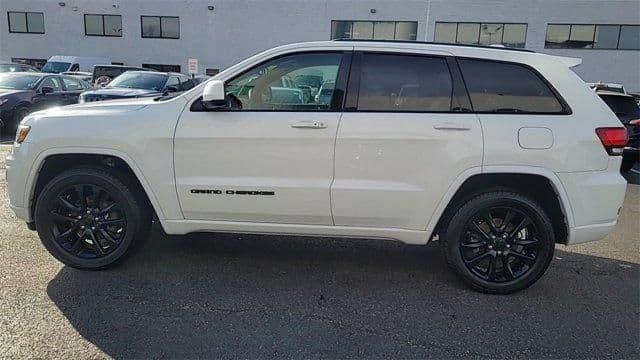 2020 jeep grand cherokee altitude in morristown, new jersey