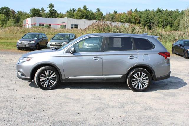 2020 mitsubishi outlander se