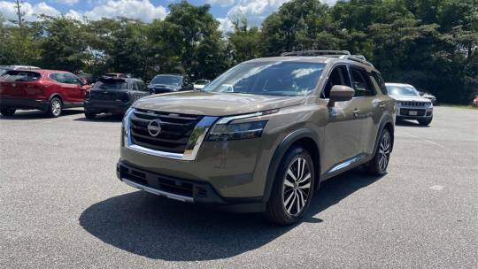 new 2024 nissan pathfinder platinum fwd