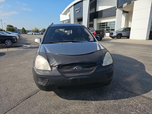 2009 kia rondo lx