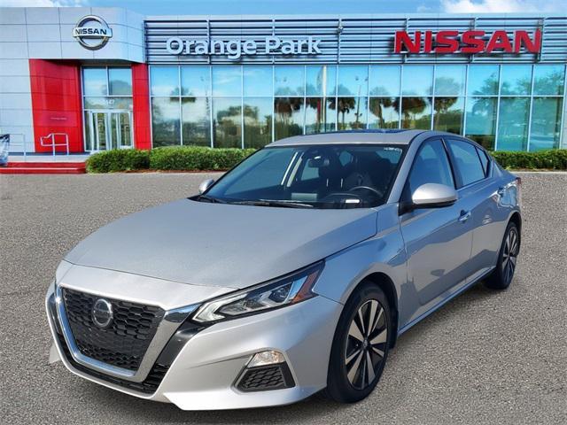2022 nissan altima 2.5 sv