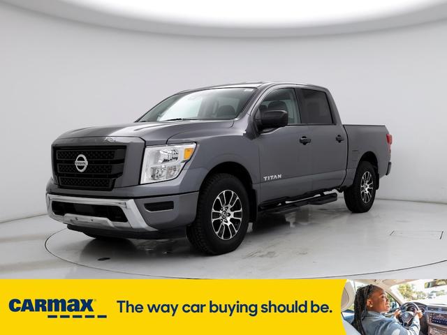 2022 nissan titan sv